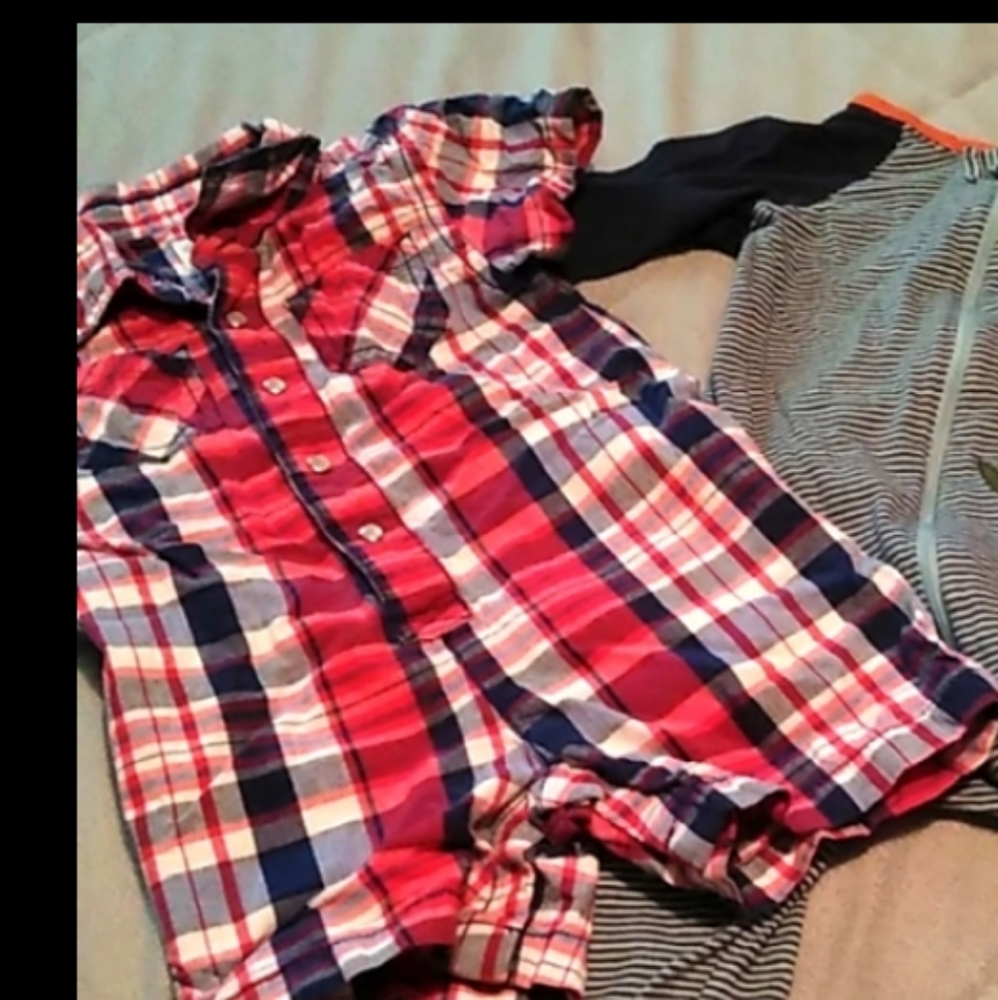 💙❤️ Old Navy Plaid Shorts Suit
